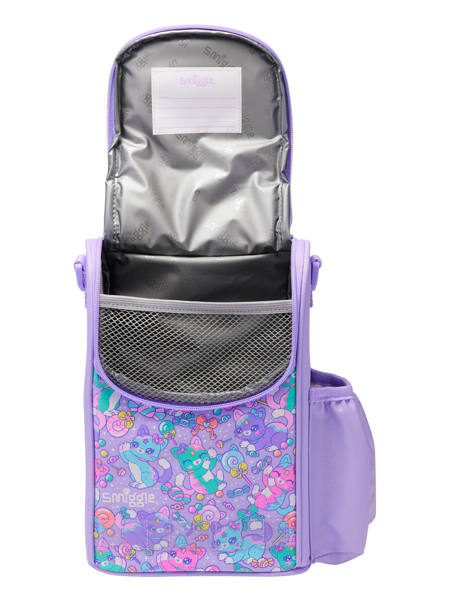 adventurous junior id lunchbox with strap