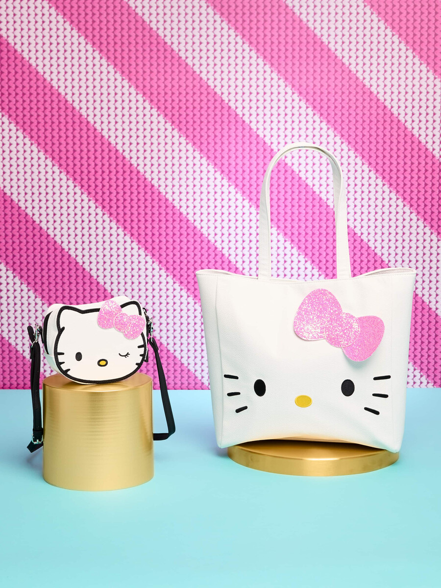 hello kitty shoulder tote bag